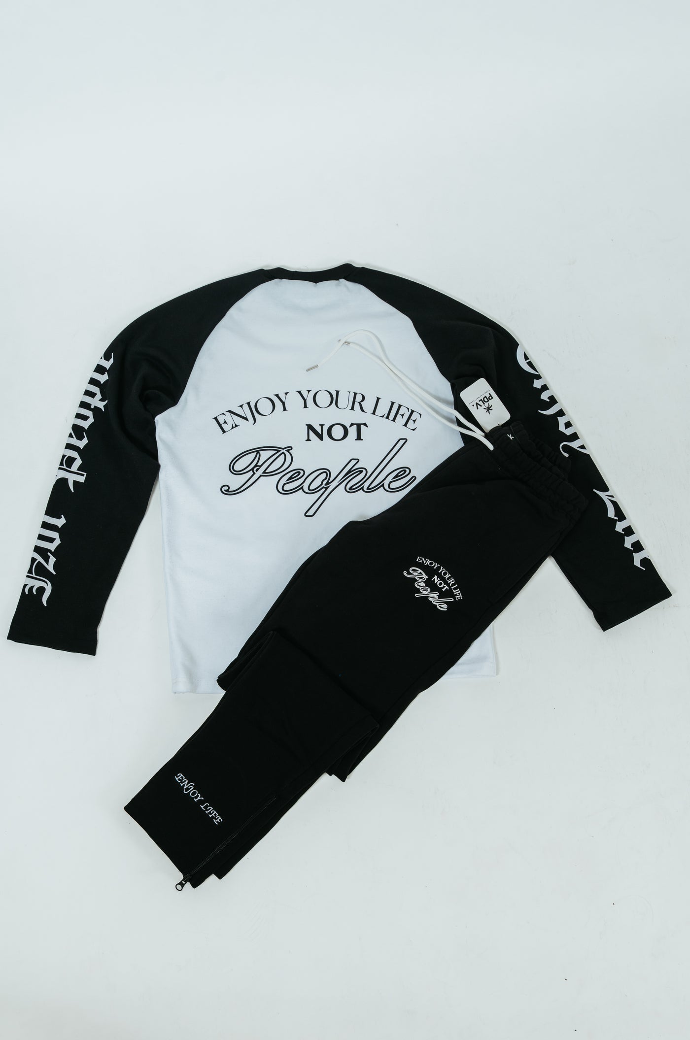 TRACKSUIT LONG SLEEVE & PANT BLACK&WHITE